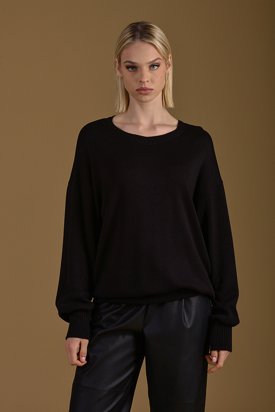 ΜΠΛΟΎΖΑ ΠΛΕΚΤΉ ΜΕ ΜΠΆΣΚΑ ΜΑΎΡΟ