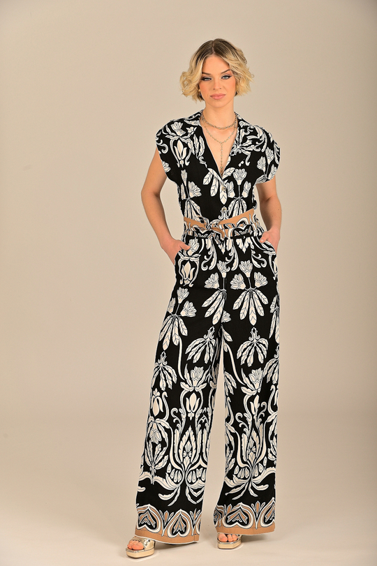 ΦΌΡΜΑ ΟΛΌΣΩΜΗ ΜΕ ΜΠΟΡΝΤΟΎΡΑ ΜΑΎΡΗ